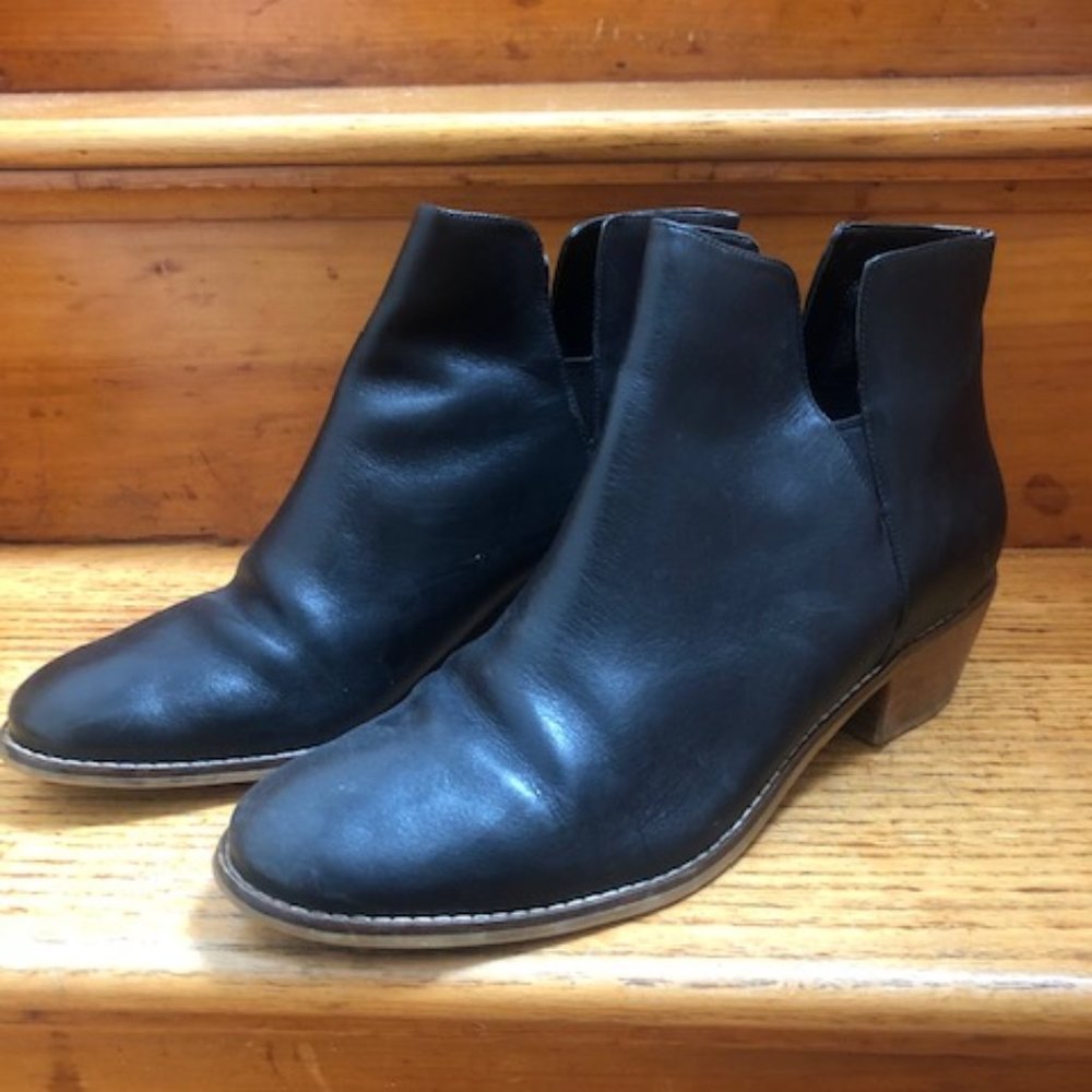 COLE HAAN Abbott Ankle Boot